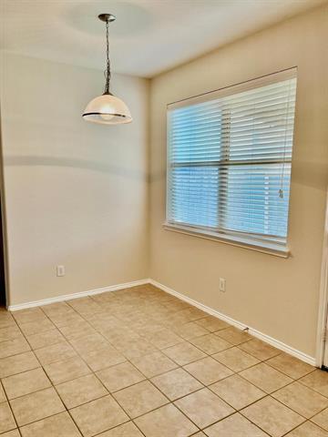 Building Photo - 9049 Sun Haven Way