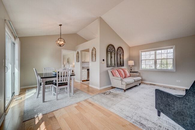 Building Photo - 1306 Canyon Run Rd