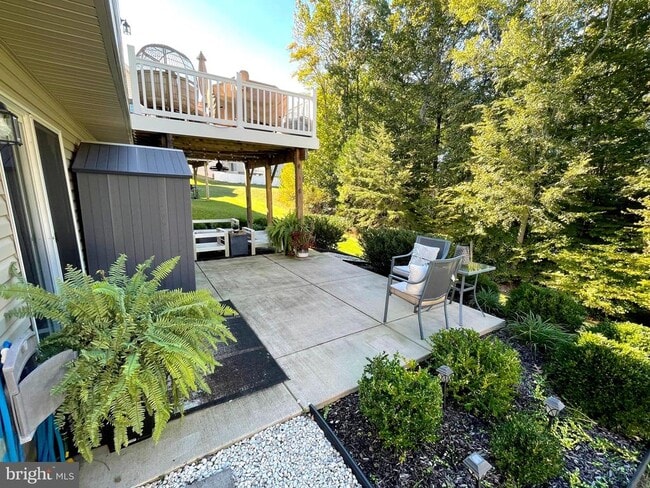 Building Photo - 519 Gate Dancer Ct