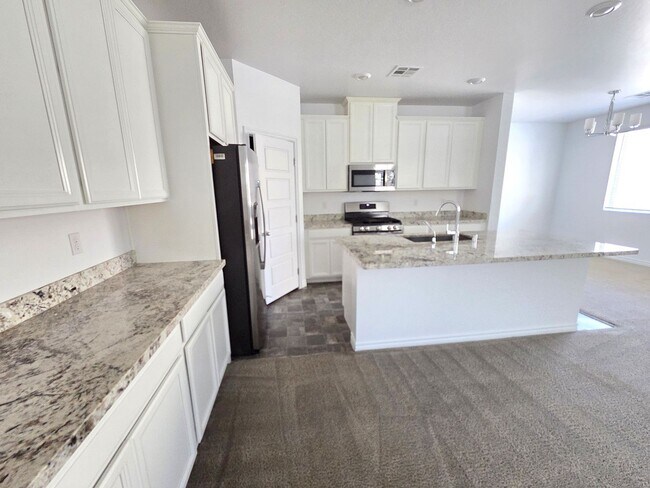Building Photo - 2868 Amphion Ct
