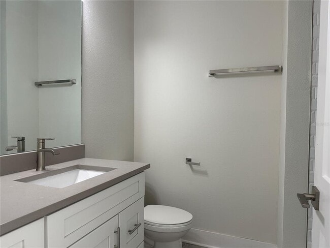 Building Photo - 837 Calla Terrace N