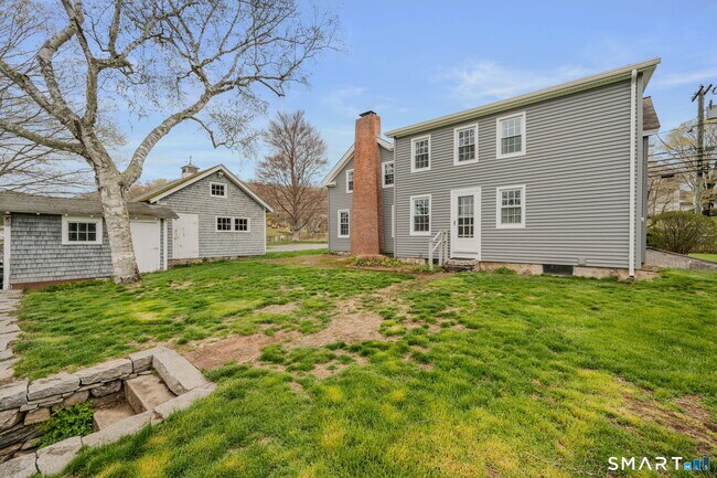 Building Photo - 260 Hamburg Rd