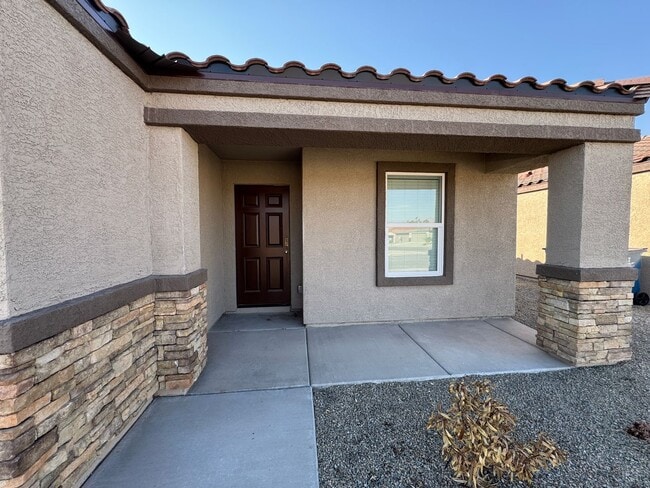 Primary Photo - 3 bedroom Newer home