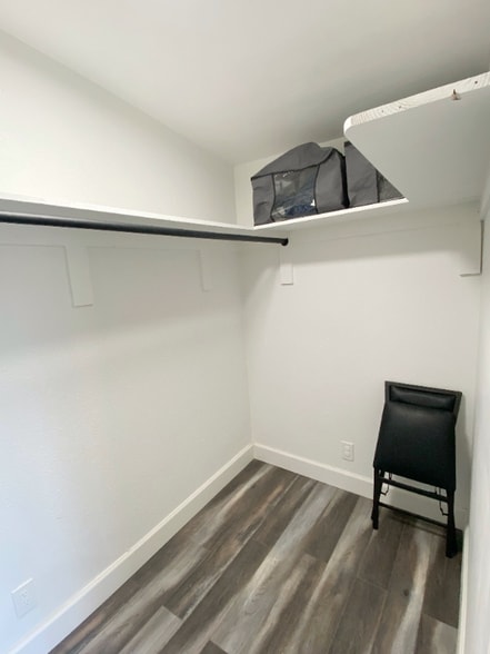 Building Photo - 416 N Lee Ave