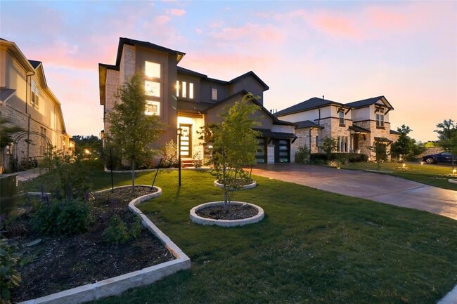 Building Photo - 702 Tomichi Trl