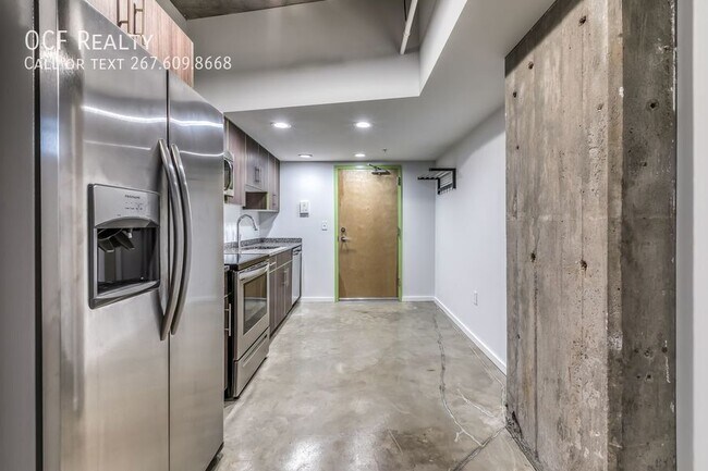Building Photo - 4800 Brown St