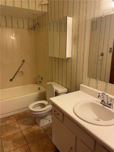 Building Photo - 3841 25th St