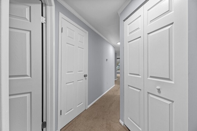 Building Photo - Ground level condo in Annapolis - Lake Heron