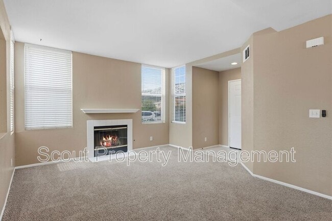 Building Photo - 45356 Escalante Ct