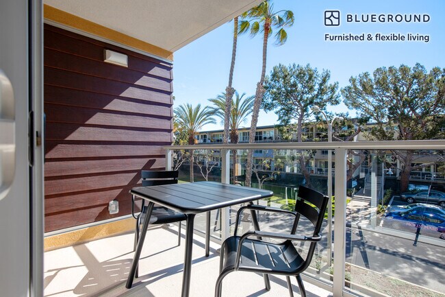 Building Photo - 13935 Tahiti Way