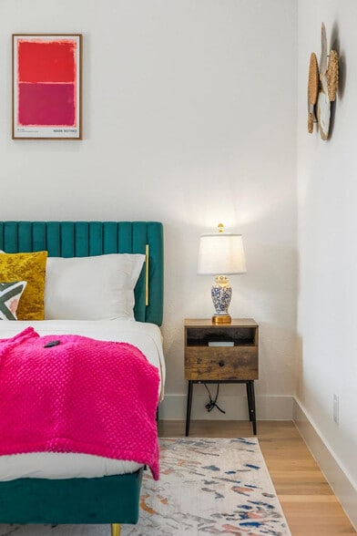 Building Photo - 2801 Cherrywood Ave