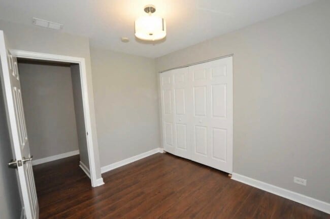 Building Photo - 16121 S 88th Ave