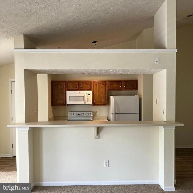 Building Photo - 716 Jupiter Hills Ct