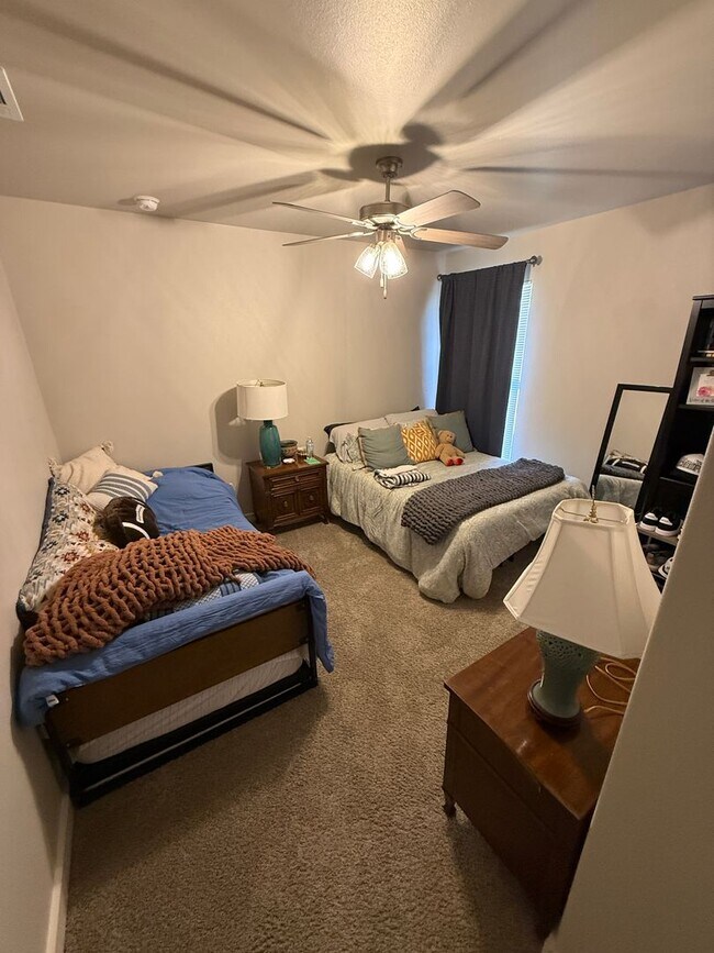 Building Photo - 3/2/2 in West Lubbock!