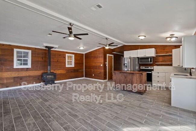 Building Photo - 933 Leatherwood Ln