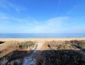 Building Photo - 1944 E Ocean View Ave