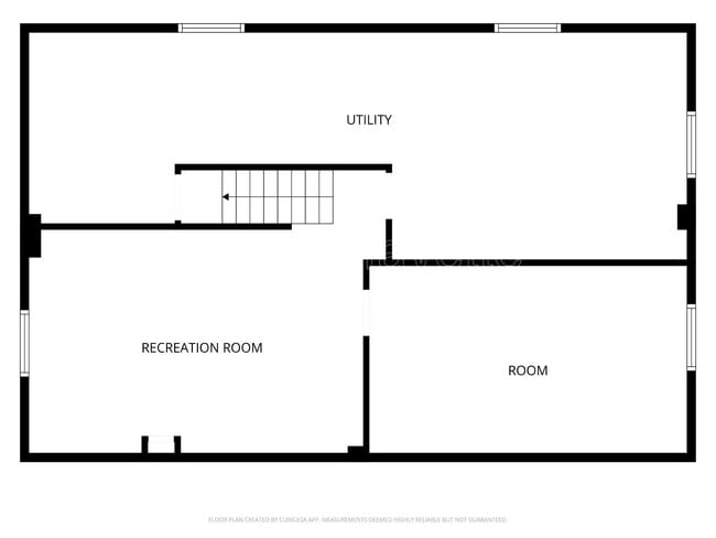 Building Photo - 2454 Poplar Ln