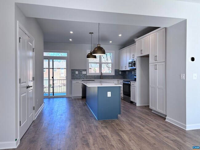 Building Photo - 103 Keene Ct