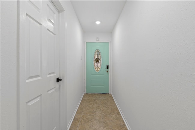 Building Photo - BEAUTIFUL HOME IN HOUSTON. MOVE IN READY!.