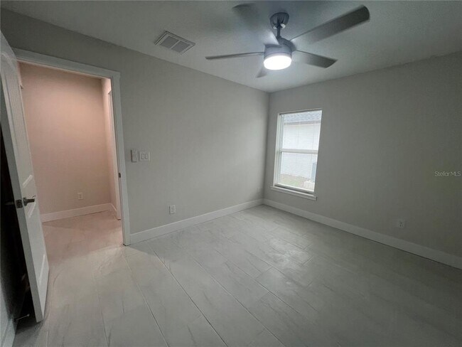 Building Photo - 12033 Tetzel Ave