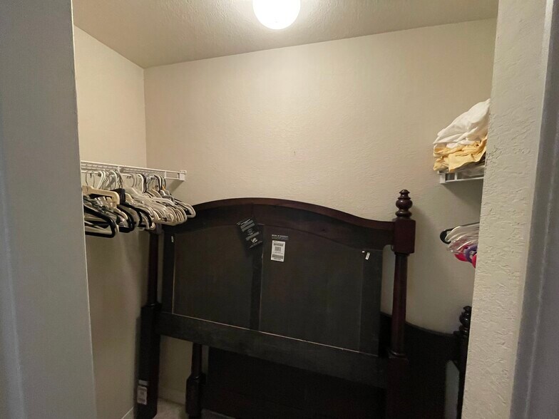 Walk in closet - 2287 NW 16th Ter