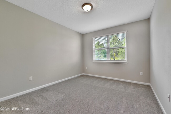 Building Photo - 363 Tamar Ct