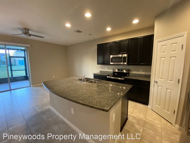 Building Photo - 3 br, 2.5 bath House - 7021 Towne Lake Road