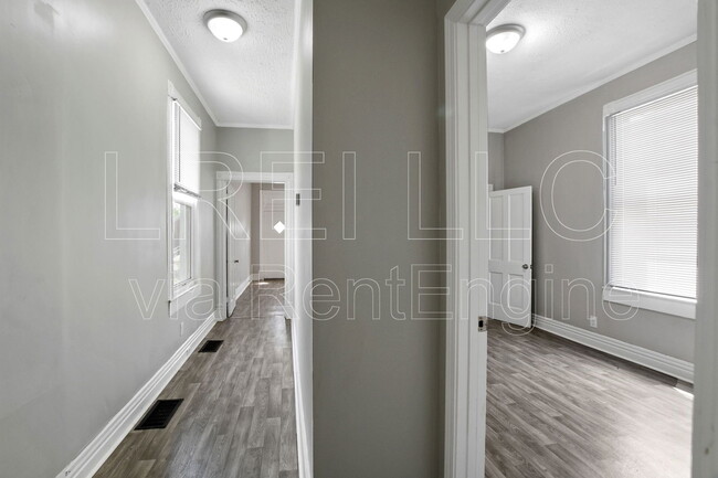 Building Photo - 3011 Rowan St