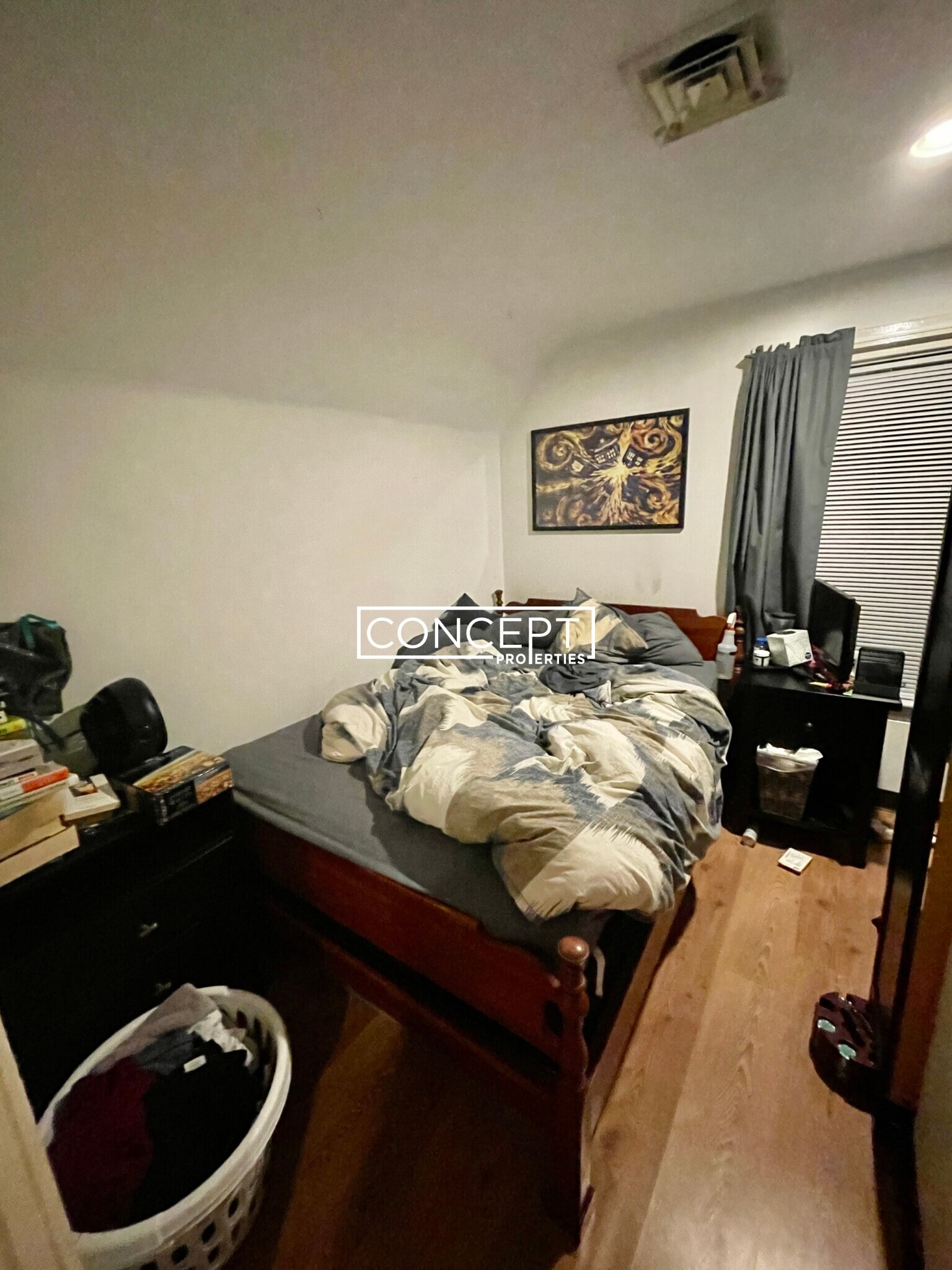 Building Photo - 7 Jay St