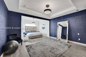Building Photo - 1033 Eucalyptus Dr