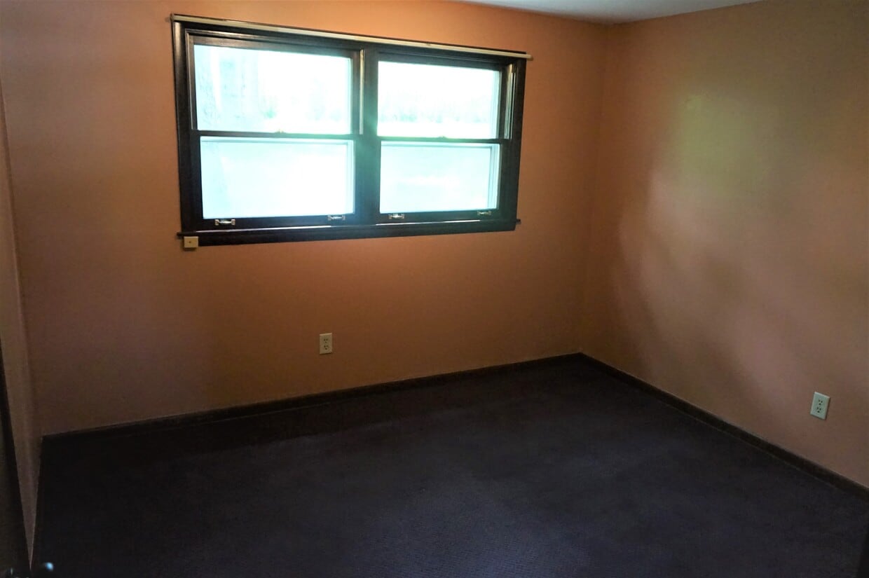 $th Bed room or Office - 418 Lincoln Ln