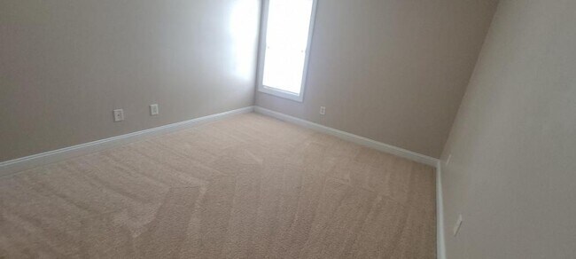 Building Photo - 4215 Dudleys Grant Dr