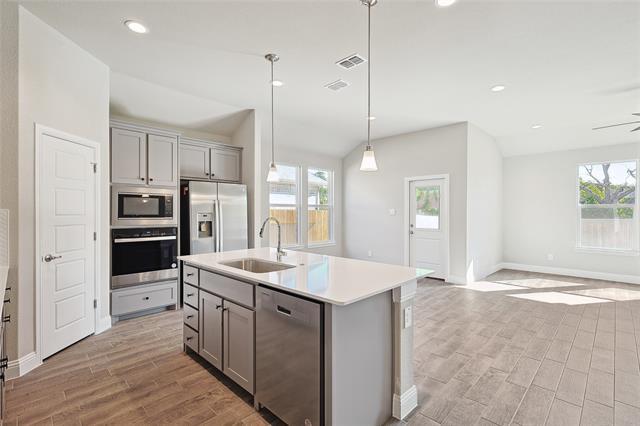 Building Photo - 2217 Yellowhammer Rd