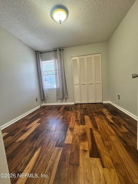 Building Photo - 8343 Westover Ct