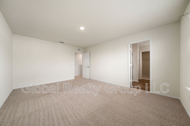 Building Photo - 6022 Bluestem Wy