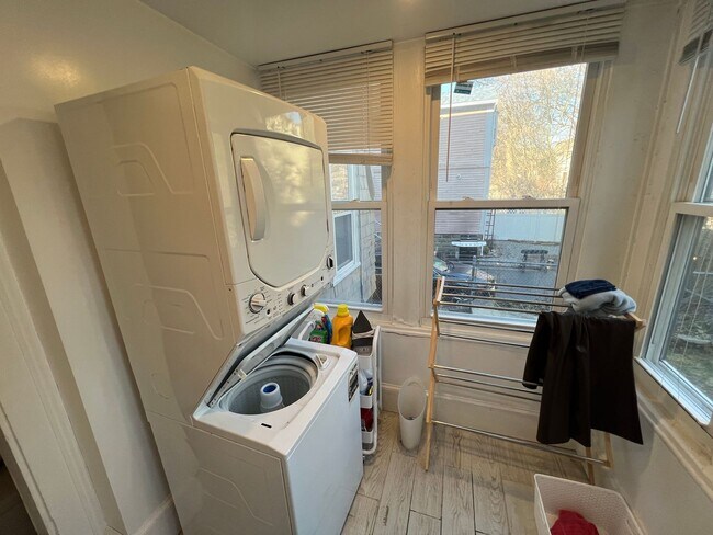 Building Photo - 42-44 Gorham