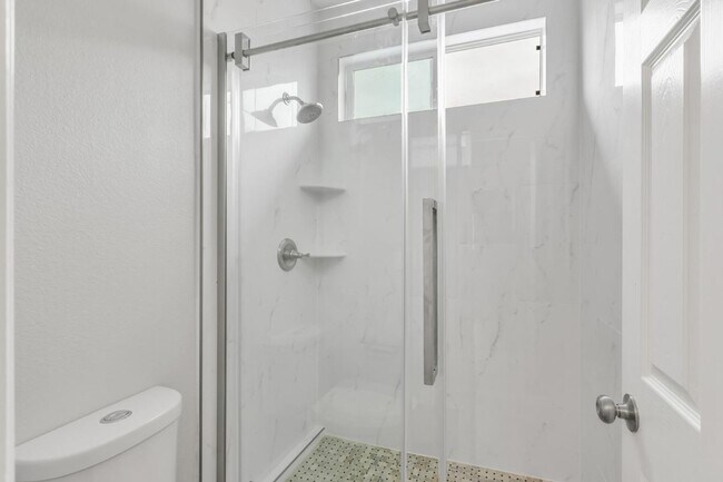 Building Photo - Gorgeous East Elk Grove Home