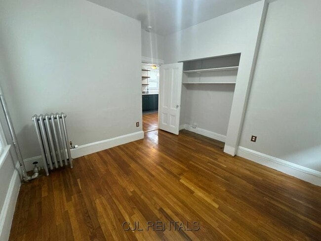 Building Photo - 145 Albion St