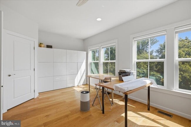 Building Photo - 9228 Wood Violet Ct