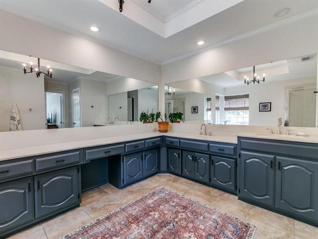 Building Photo - 1605 Sunset Hill Dr