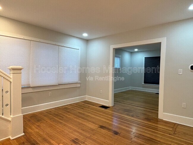 Building Photo - 1526 Bellefontaine St