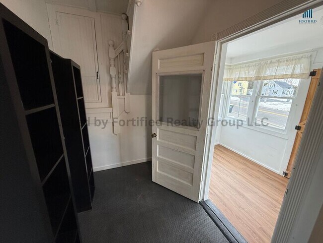 Building Photo - 79 County St