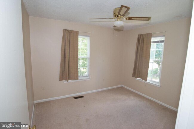 Building Photo - 6128 Hoskins Hollow Cir