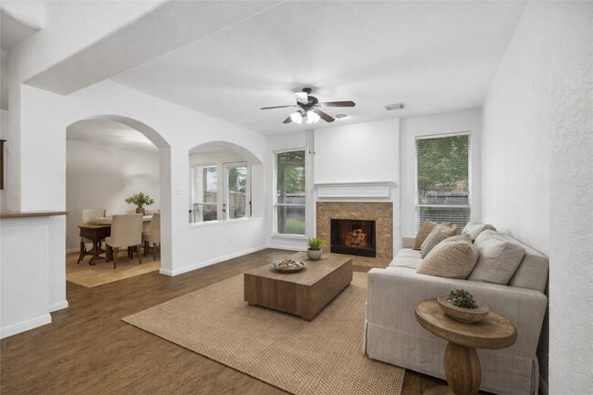 Building Photo - 8919 Summer Ash Ln