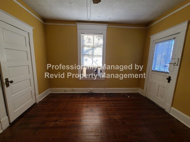 Building Photo - First Month Free on a 13-Month Lease