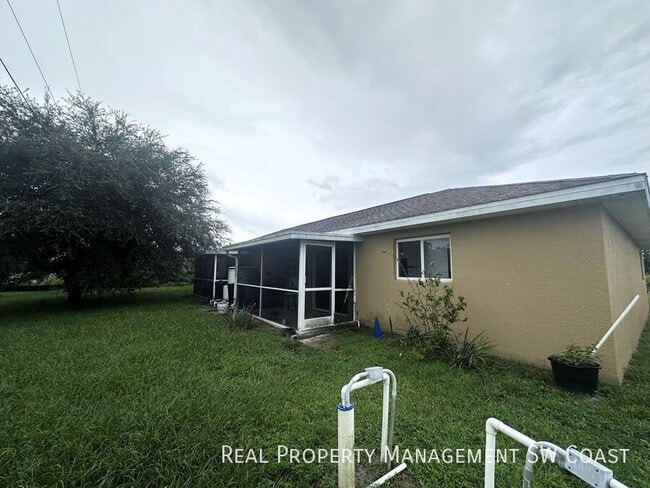 Building Photo - 125 John Ave S