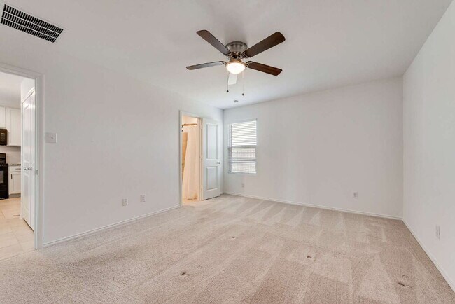 Building Photo - Charming 3-Bedroom Home with 2 Full Baths in Justin, TX – Cozy Living at Shale Creek