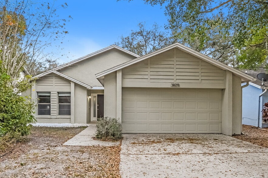 Primary Photo - 1409 Bridlebrook Dr