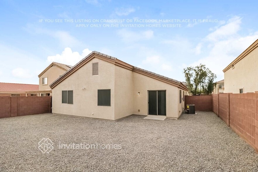 Building Photo - 21836 W Mohave St