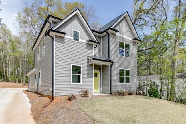 Building Photo - 1641 E Broad St